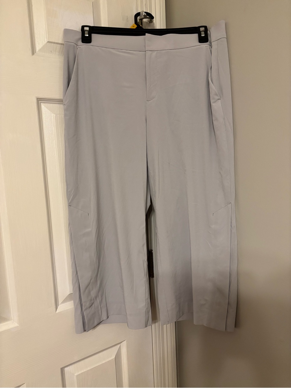 Athleta Light Gray Tribeca Cropped Pants